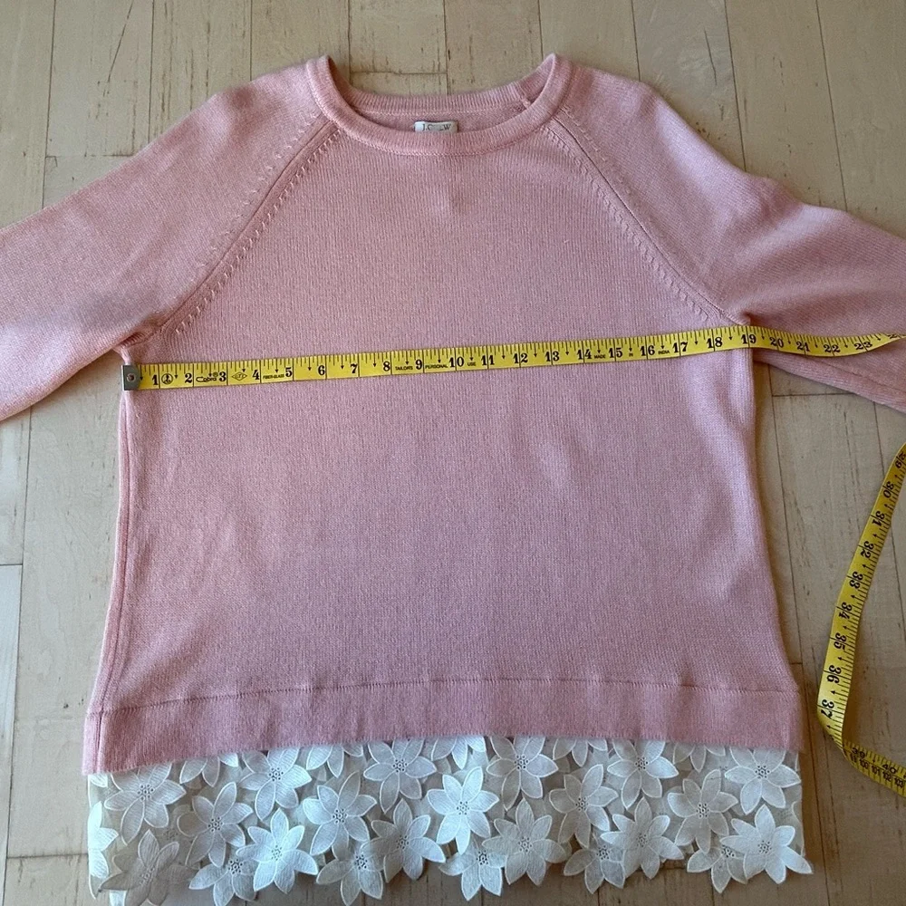 J. Crew Women’s Lace Hem Merino Wool Blend Sweater in Pink Blush Size Small NWOT